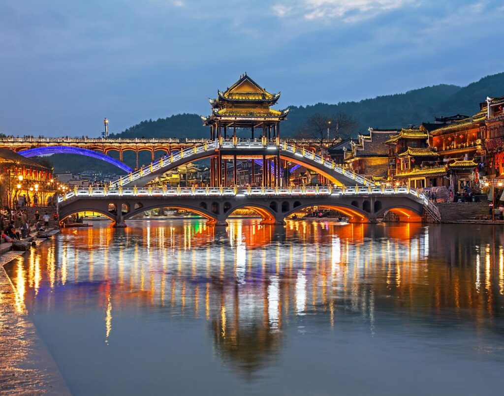 hunan fenghuang ancient town