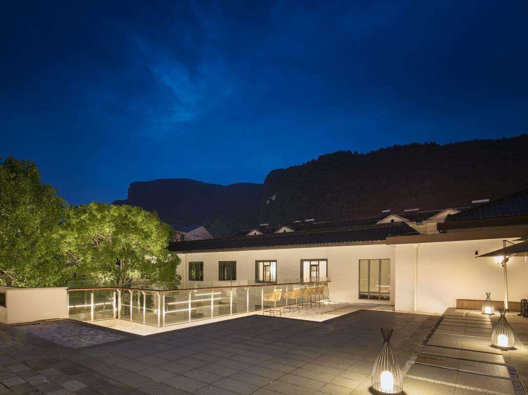 resort hotel night view