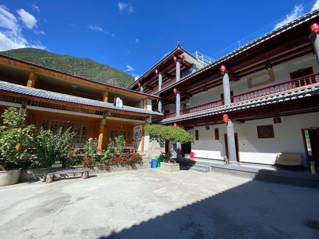 yunnan naxi family guesthouse