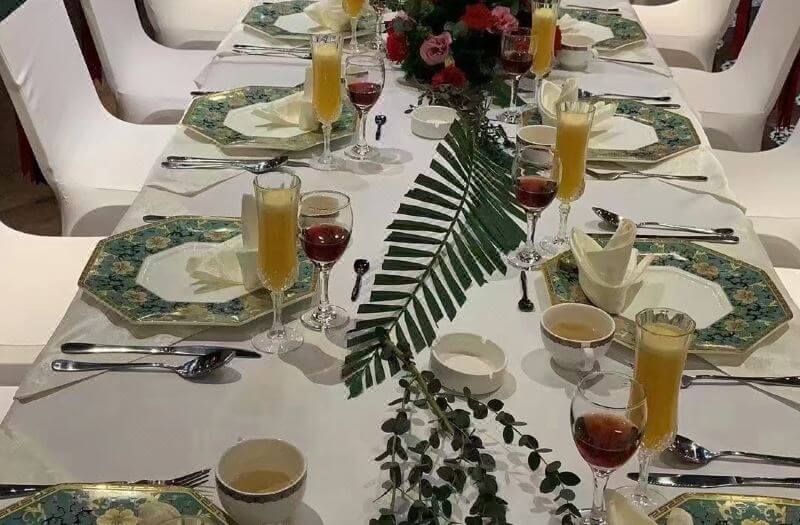 zeyun hotel dinning area