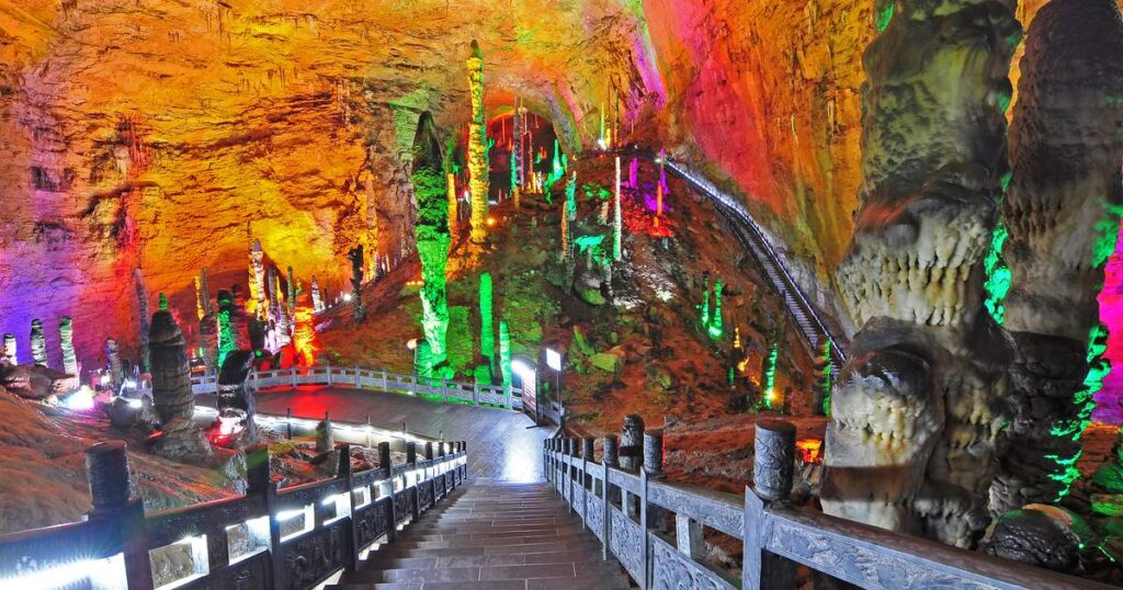 zhangjiajie yellow dragon cave huanglong karst cave