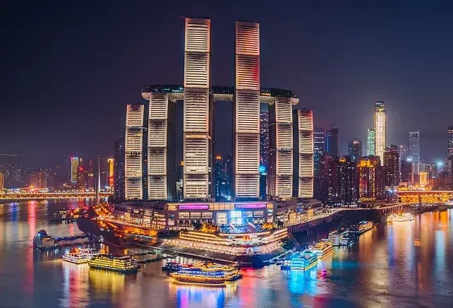 10-Day Chongqing Yangtze Cruise & Shanghai Beijing Grand City Tour