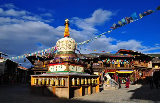 Dukezong ancient town