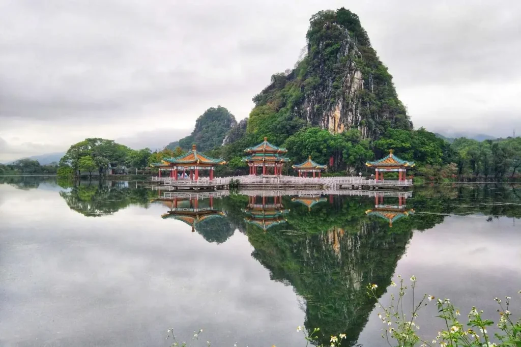 Why Guilin Is the Must-Visit Destination in China 19 Guilin Duxiu Peak