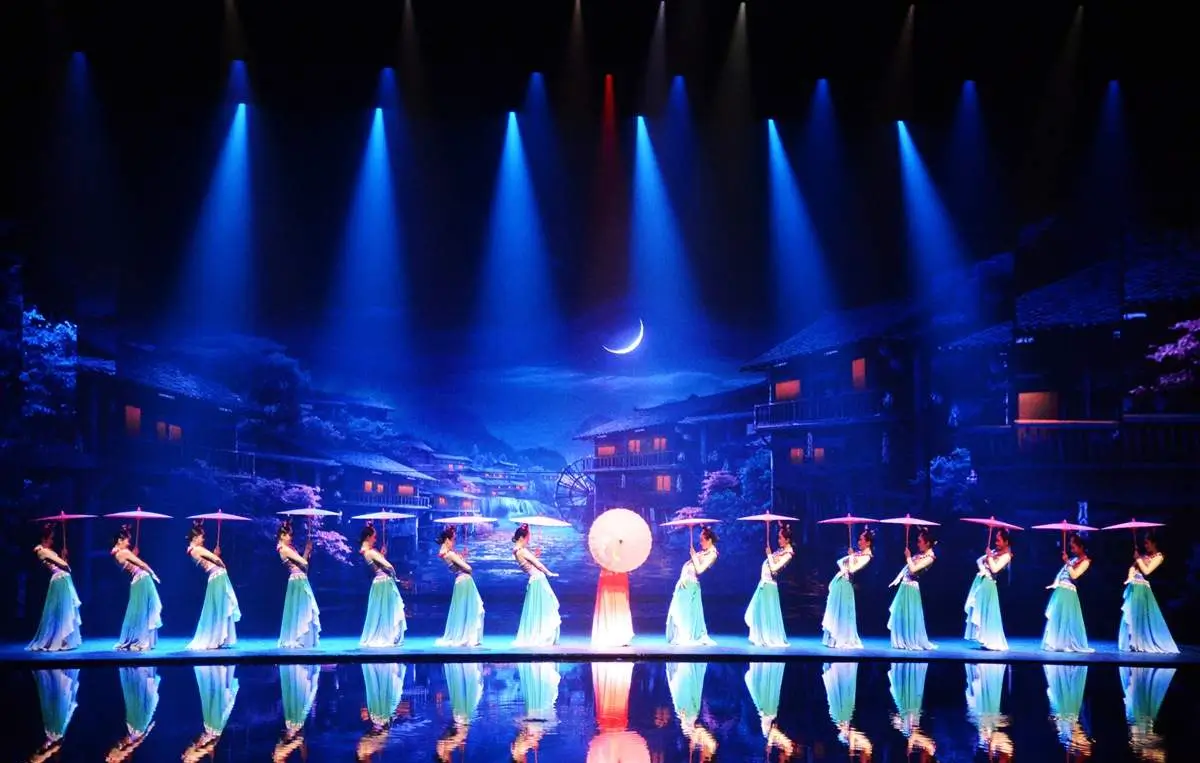 China Muslim Friendly-tour Zhangjiajie Romance Show