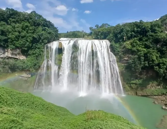 Huangguoshu Waterfall with rainbow