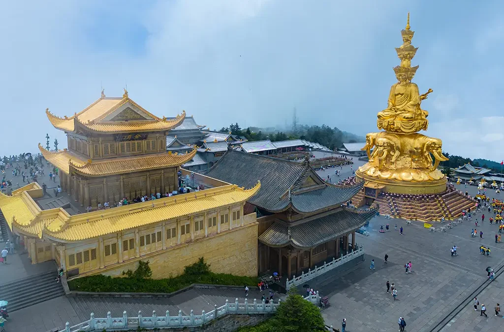 14-Day Chengdu & Jiuzhaigou Small Group Tour – Culture & Nature