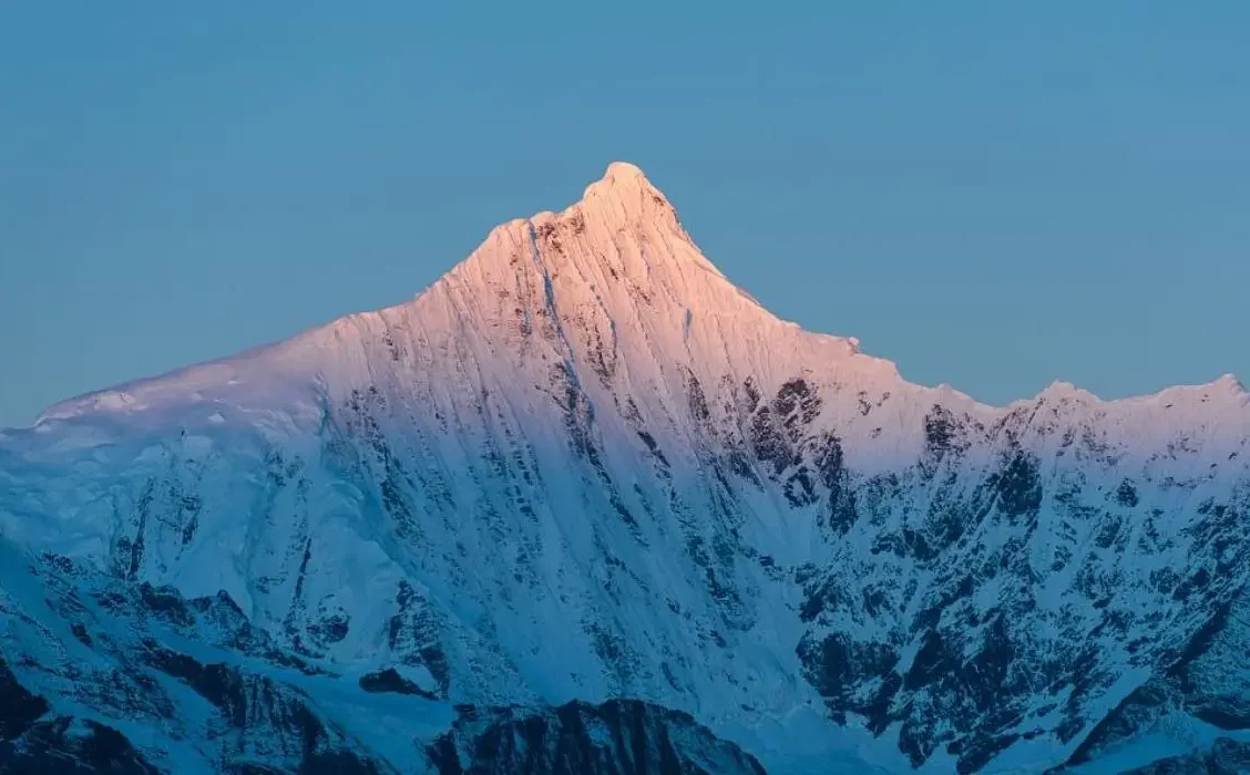 8-Day Kunming, Dali, Lijiang & Shangri-La Tour