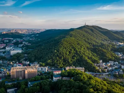 Changsha Yuelu Mountain