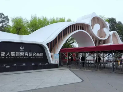 Chengdu Researchr Base of Giant Panda Breeding