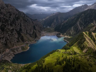 Dalongchi Lake Xinjiang Duku Highway