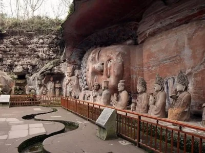 Chongqing Tour Dazu Rock Carvings
