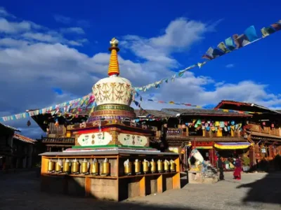 Dukezong ancient town