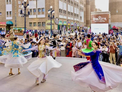 Dance performance at International Grand Bazaar