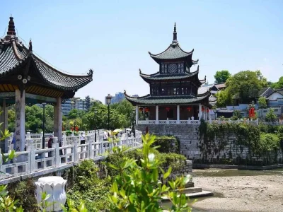 Guizhou Tour Guiyang Jiaxiu Tower