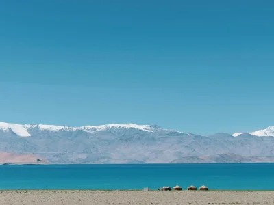 Karakul Lake